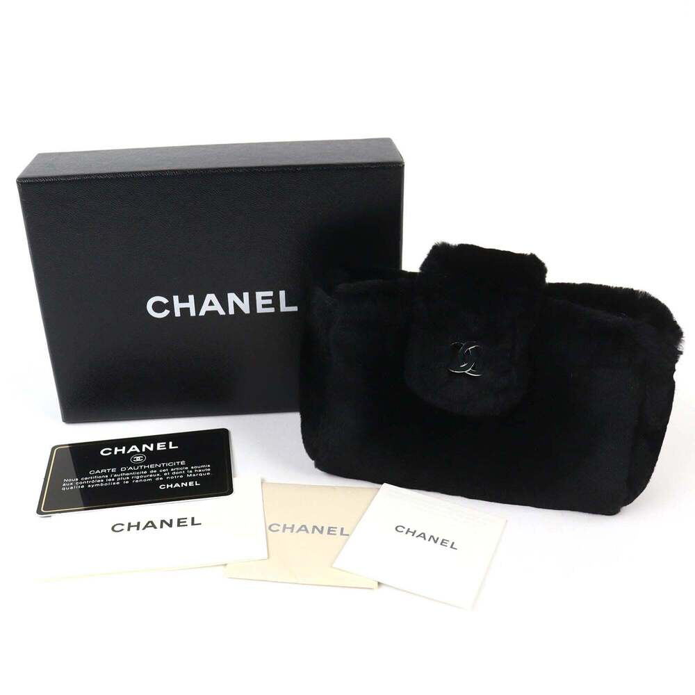 CHANEL Vintage Black Leather Logo Pouch - Picture 2 of 12